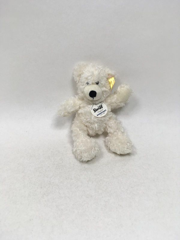 Steiff Teddy Lotte 673351 mit Knopf, Fahne und Brustschild - Edition Karstadt - stehend 17 cm Sammlerstück