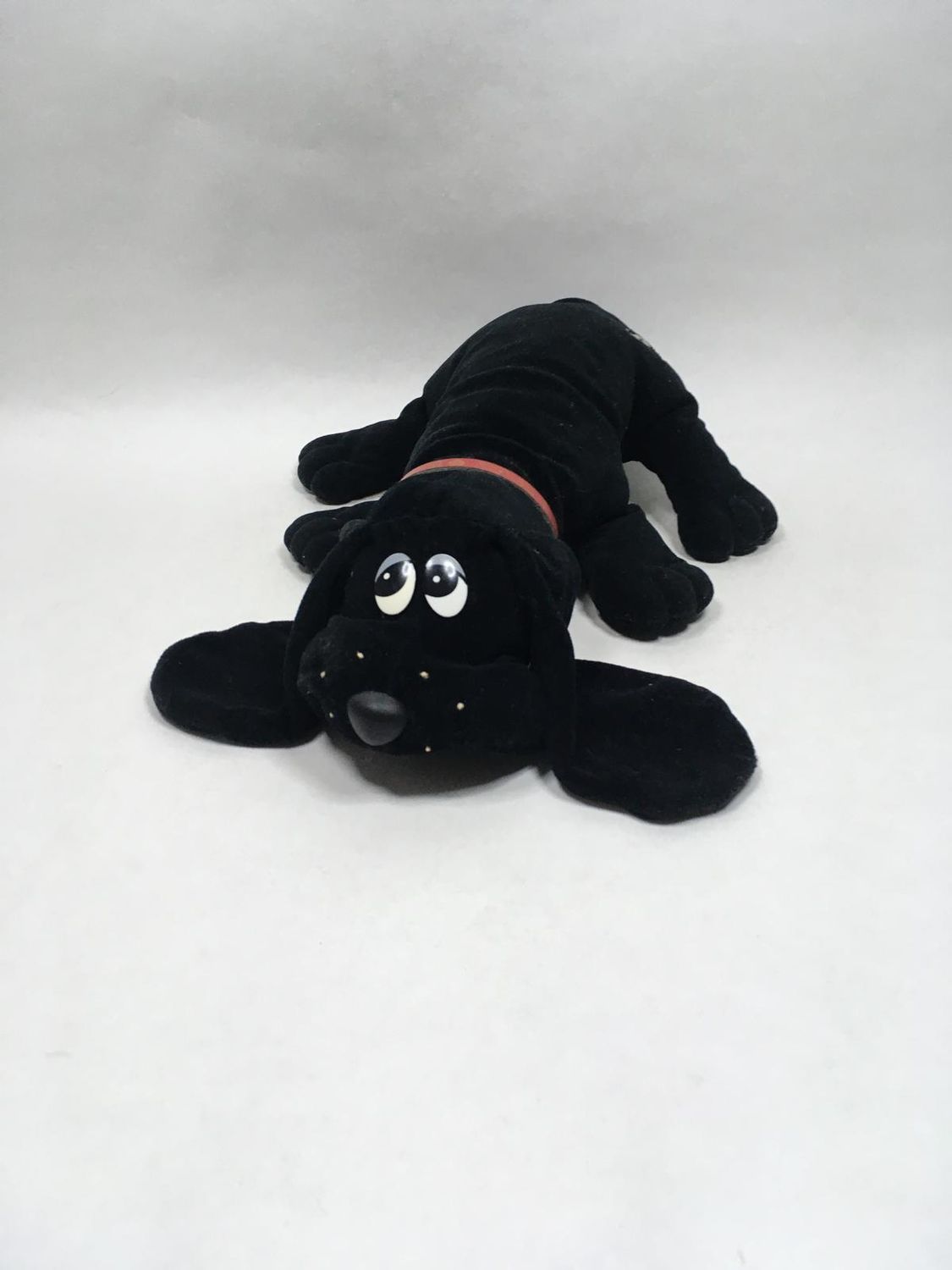 Hund Wauzi Schildkröt liegend 50 cm Sammlerstück Vintage