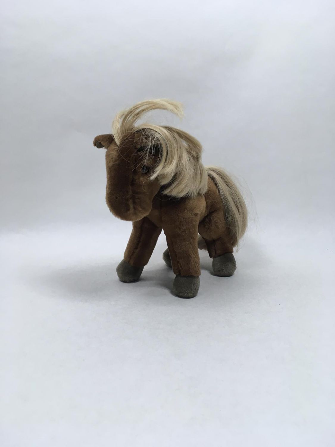 Pferd Sigikid stehend 40 cm selten