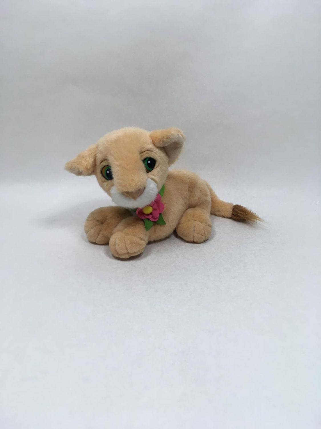 Disney Nala aus König Der Löwen liegend 40 cm Sammlerstück
