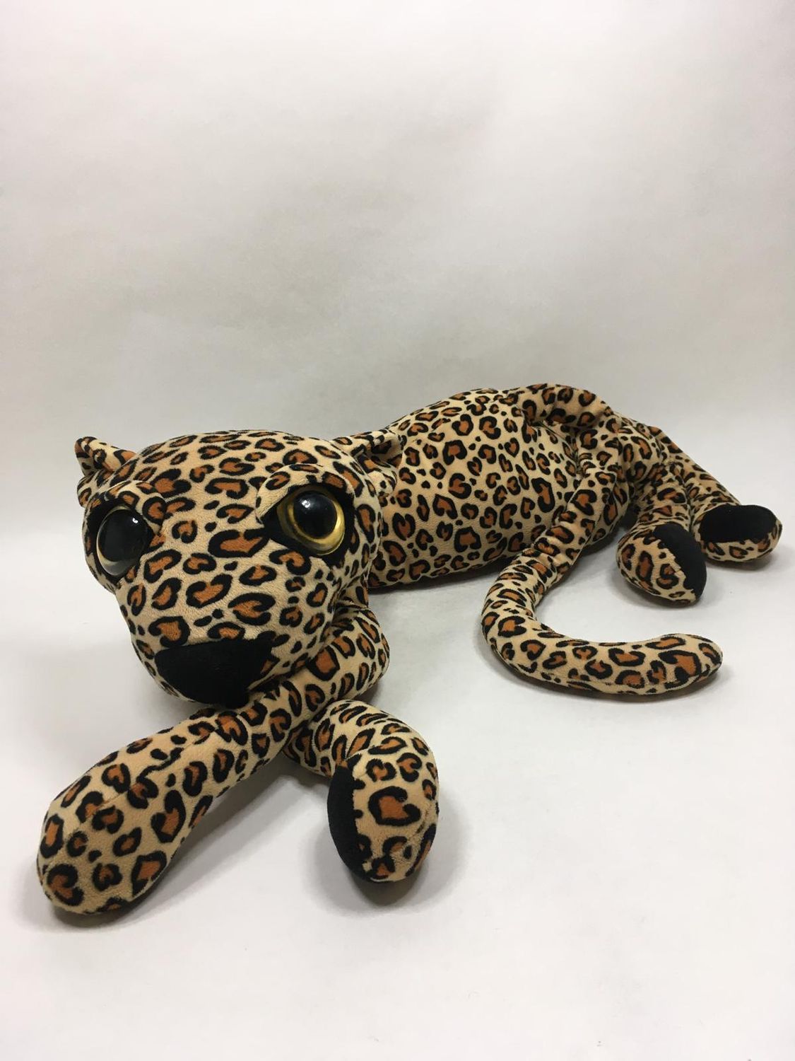 XXL Leopard Knuffel liegend 115 cm 0,45 kg Sammlerstück