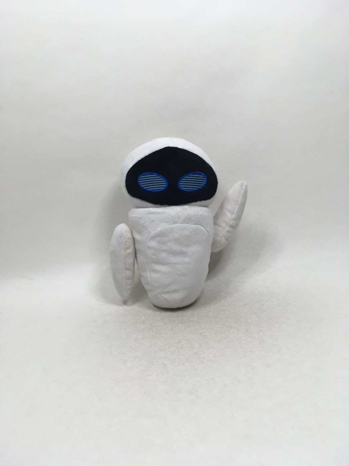 Wall-E Der letzte räumt die Erde auf Roboter EVE stehend 30 cm Rarität und Sammlerstück