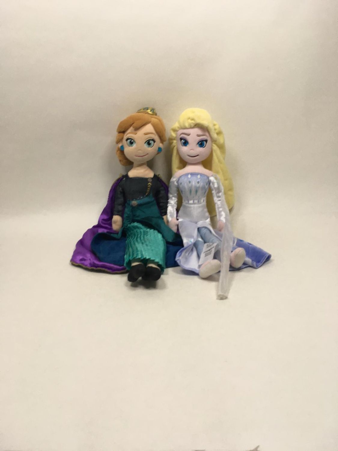 Disney Die Eiskönigin Anna und Elsa stehend 48 cm Mega selten