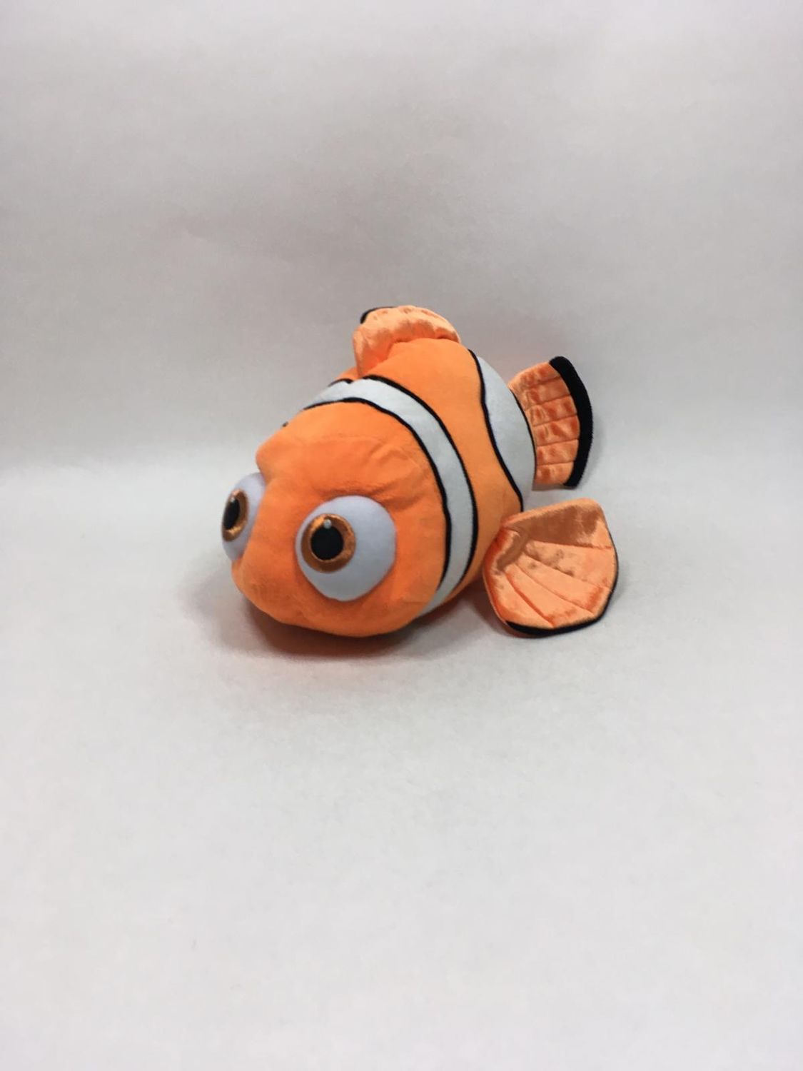 Disney Findet Nemo Clownfisch liegend 38 cm selten