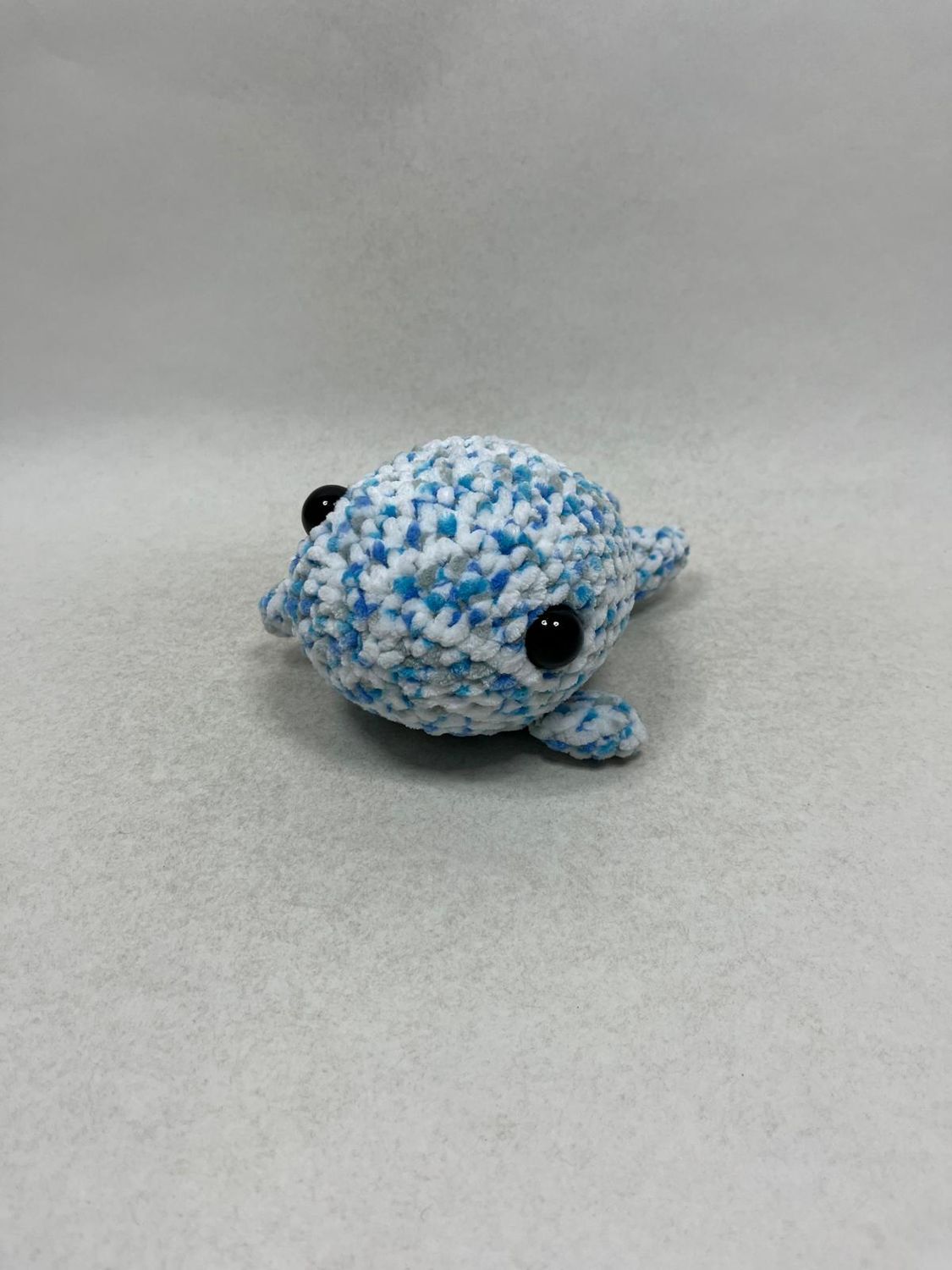 Wal Handarbeit Knuffel liegend 22 cm Unikat