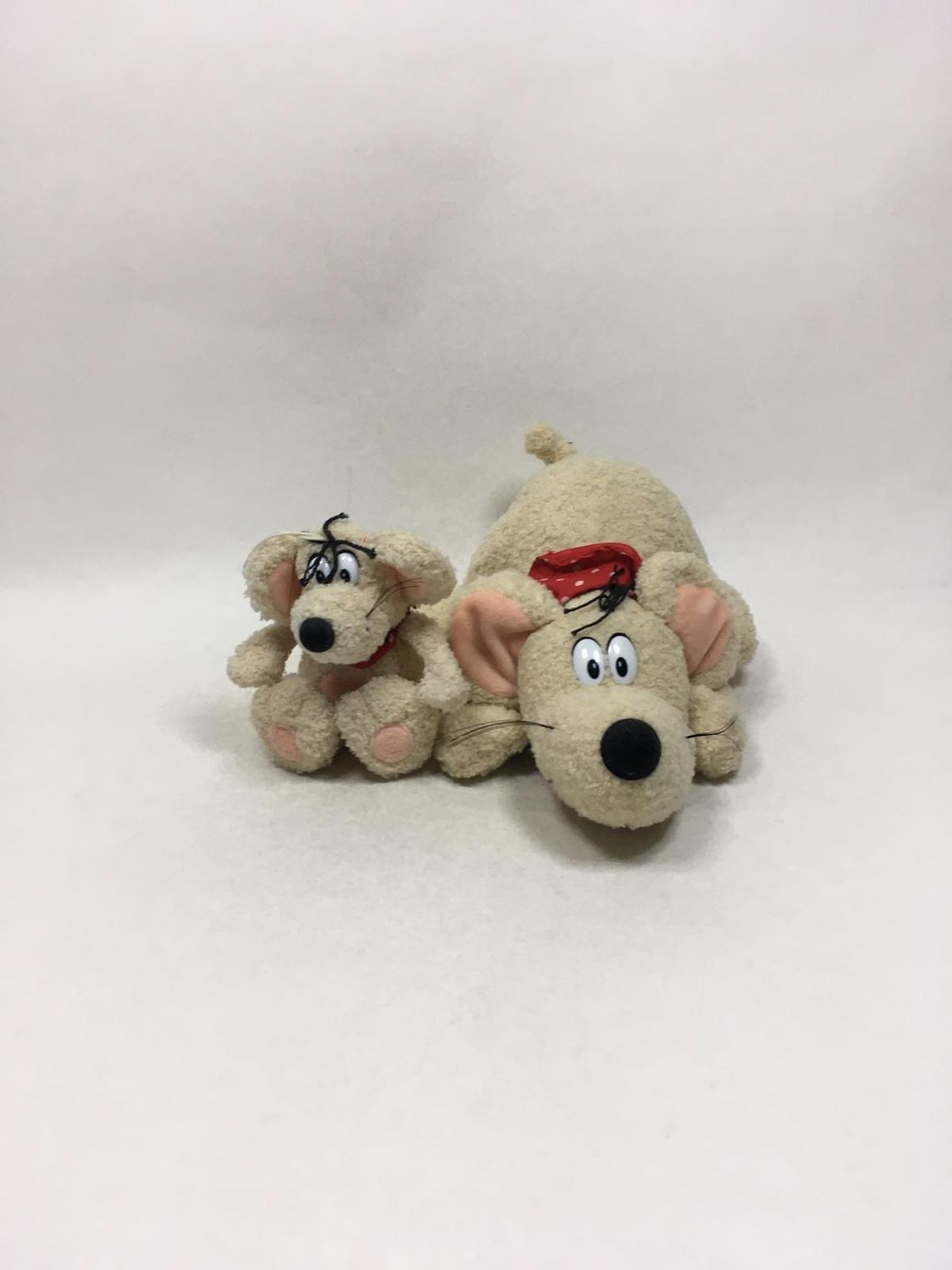 Maus mit Baby Happy People liegend 38 cm selten