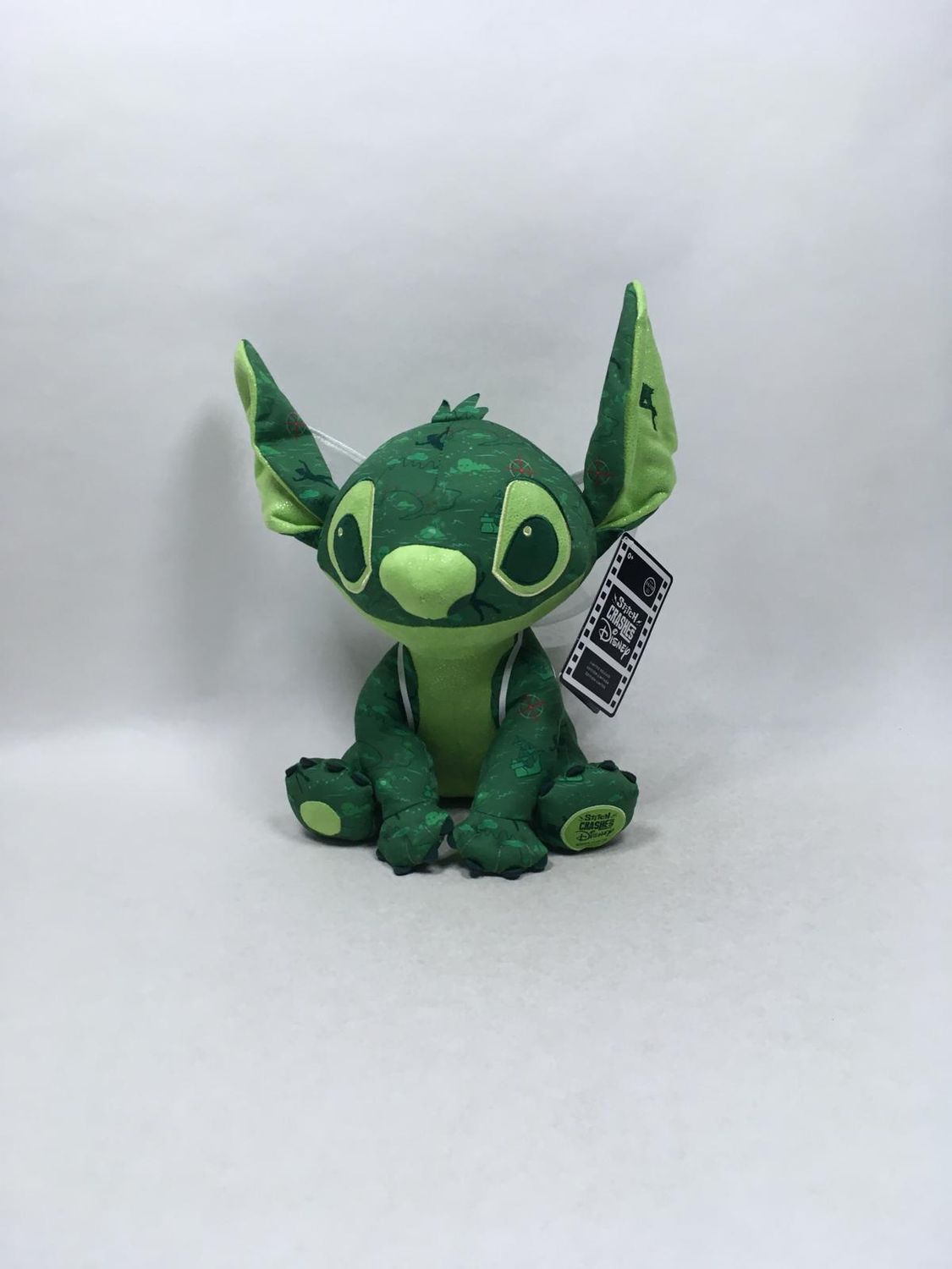 Disney Stitch Crashes Peter Pan sitzend 35 cm Sammlerstück Neuwertig mit Etikett