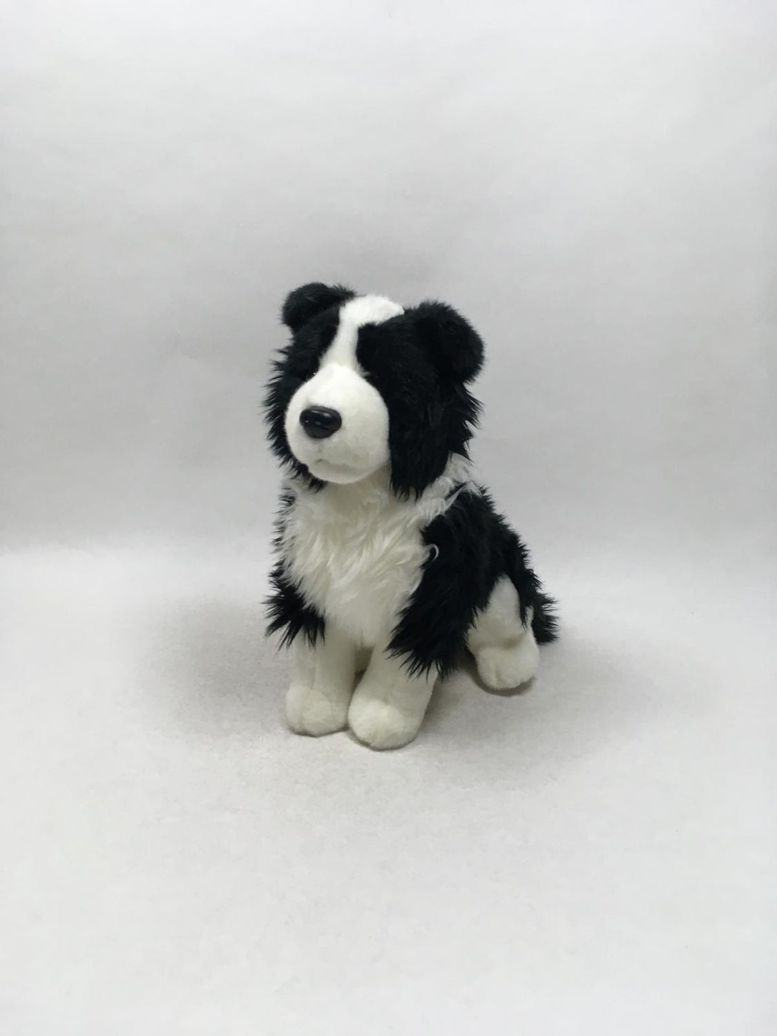 Hund Kuschelwuschel sitzend 33 cm Sammlerstück