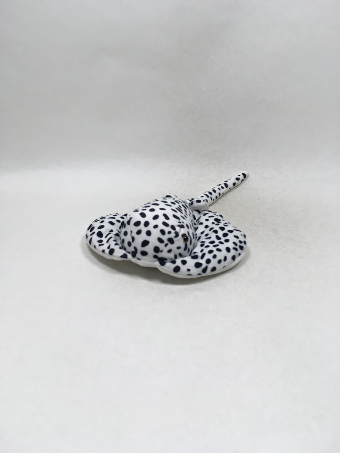 Rochen Petjes World liegend 38 cm Sammlerstück