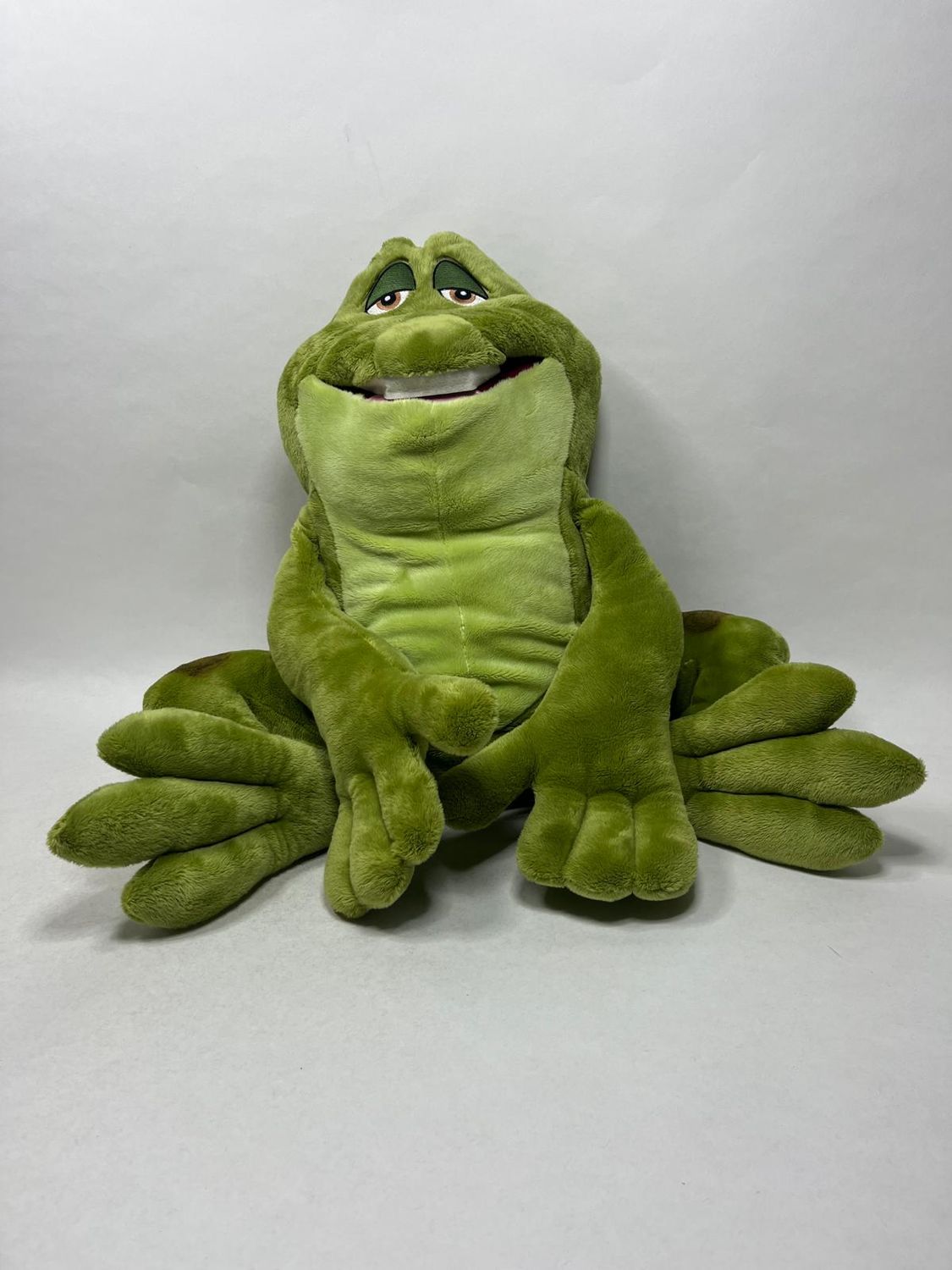 Disney Küss den Frosch Prinz Naveen XL sitzend 48 cm Mega Rarität und Sammlerstück