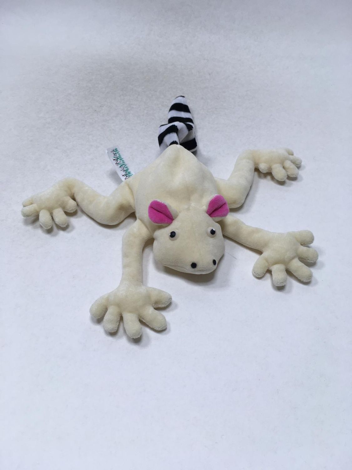 Perlsacktier Bebe Maki Mark liegend 32 cm Kult