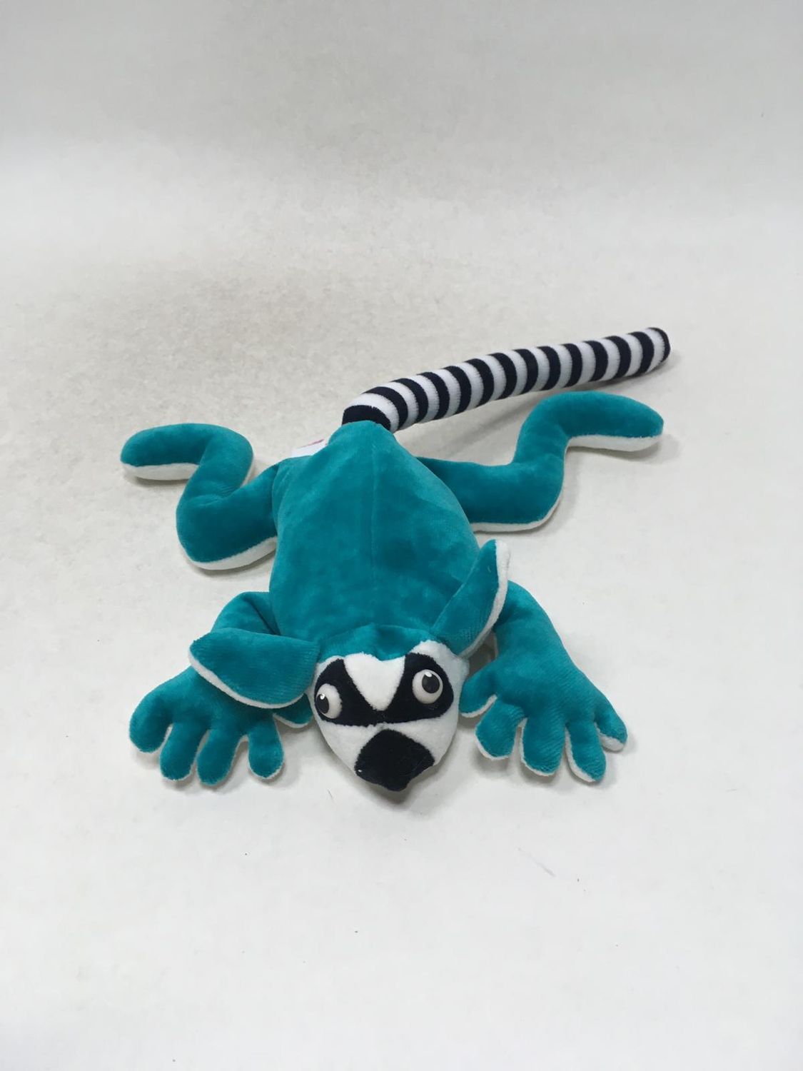 Perlsacktier Die scheue Kattarina liegend 37 cm Kult