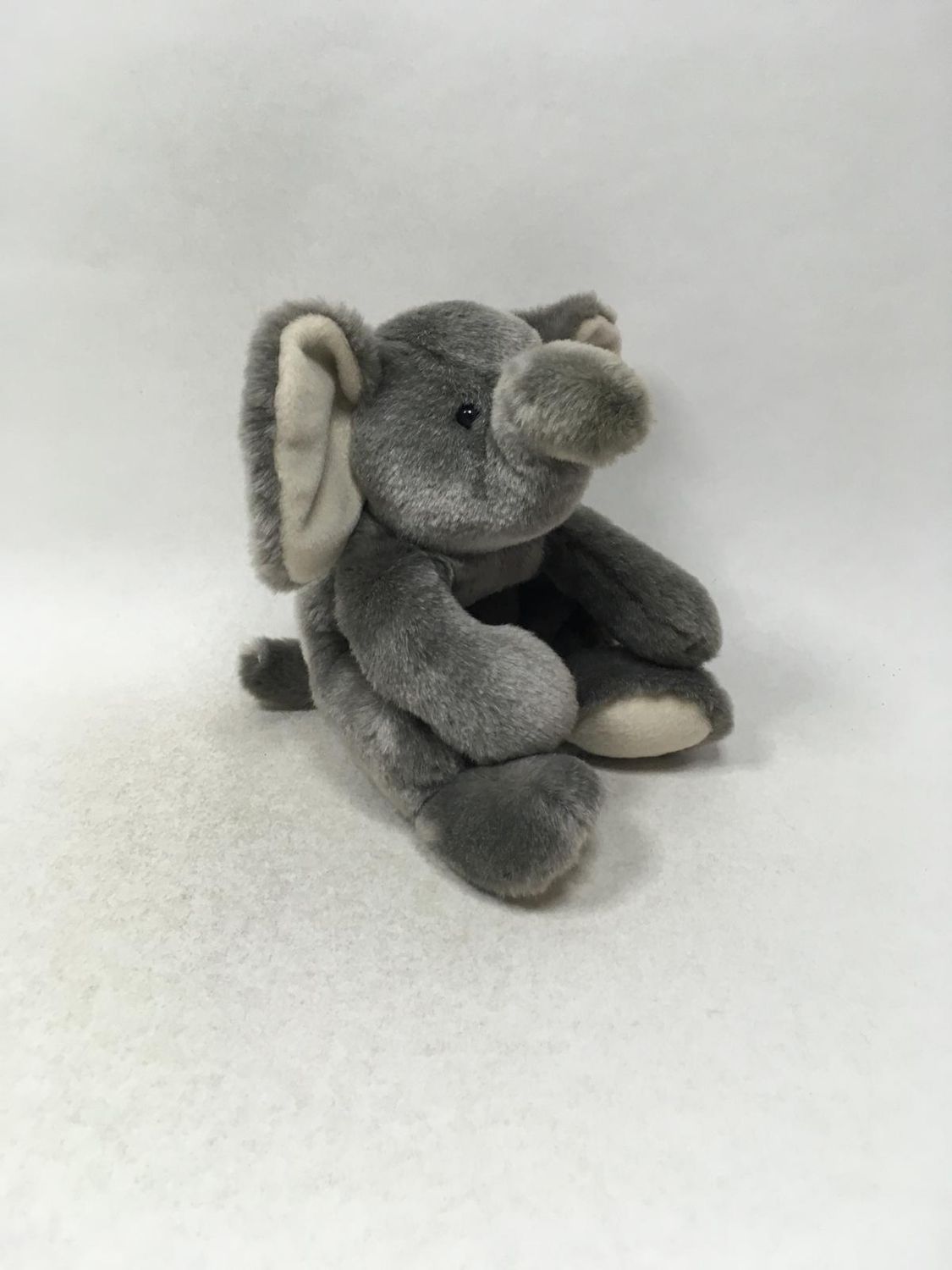 Elefant Uni-Toys liegend 33 cm selten