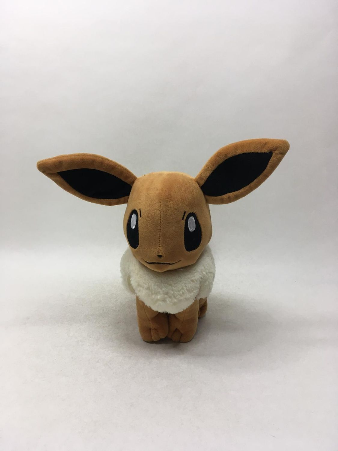 Pokemon Evoli Knuffel sitzend 28 cm selten
