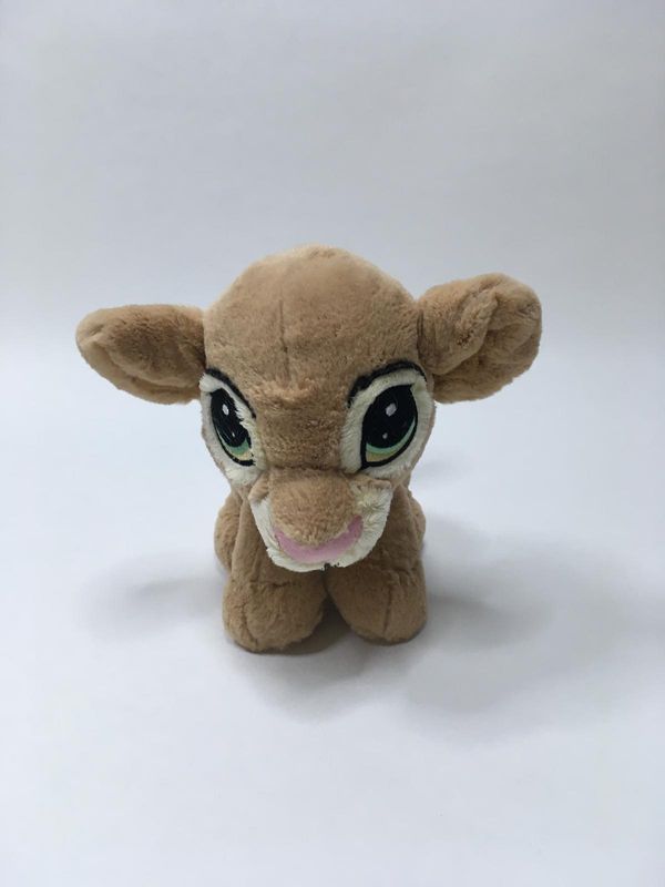 Disney Nala aus König Der Löwen sitzend 20 cm Sammlerstück