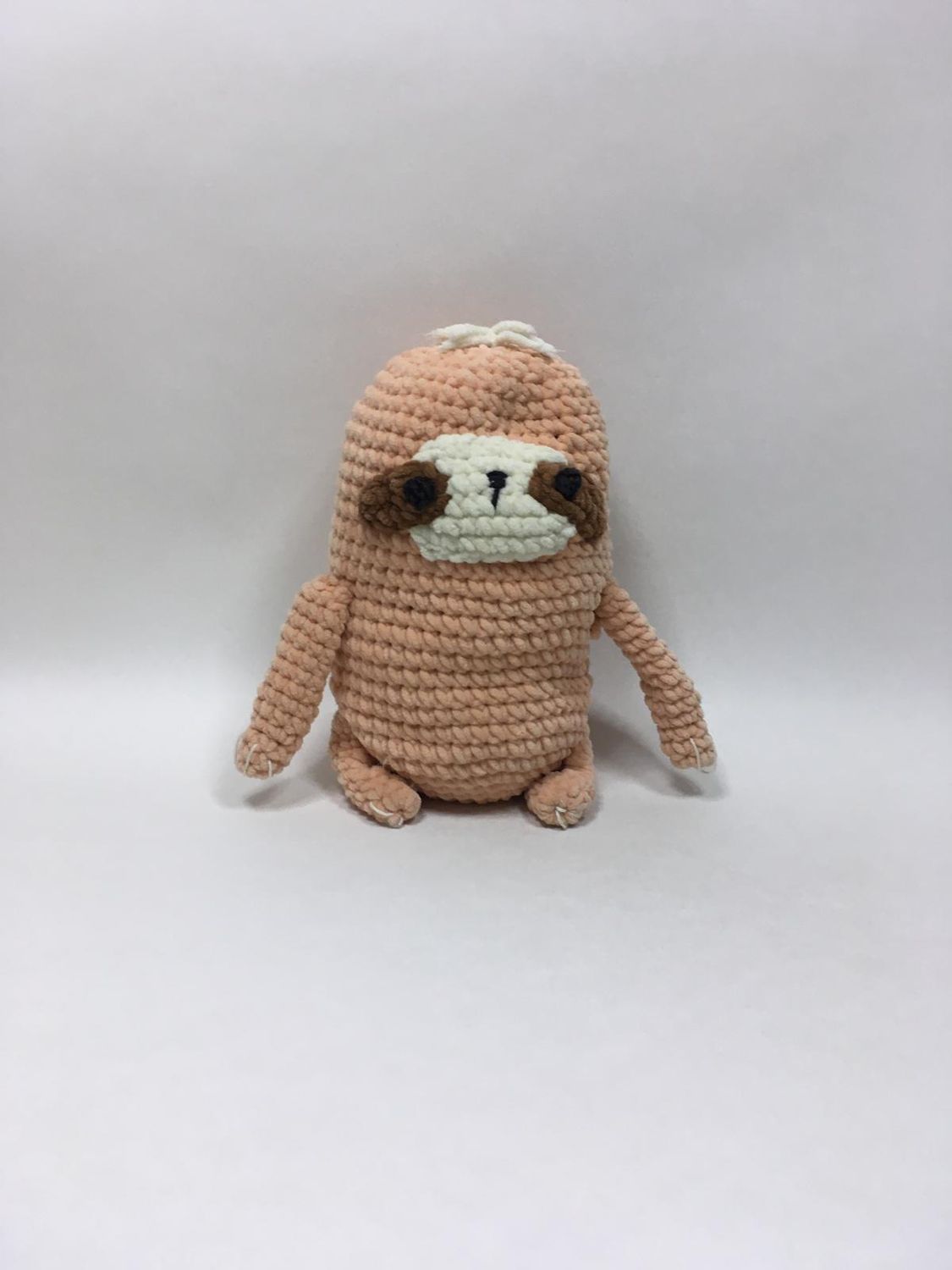 Faultier Handarbeit Knuffel stehend 30 cm Unikat