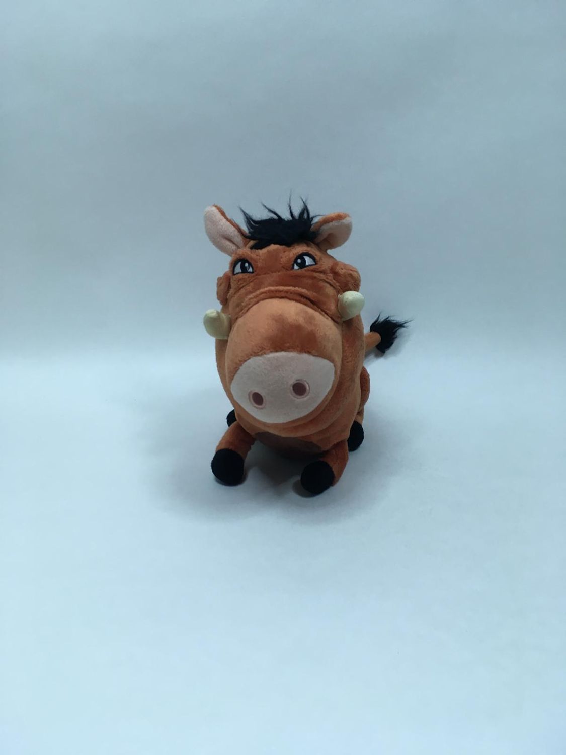 Disney Pumbaa Warzenschwein Der König der Löwen sitzend 25 cm Sammlerstück