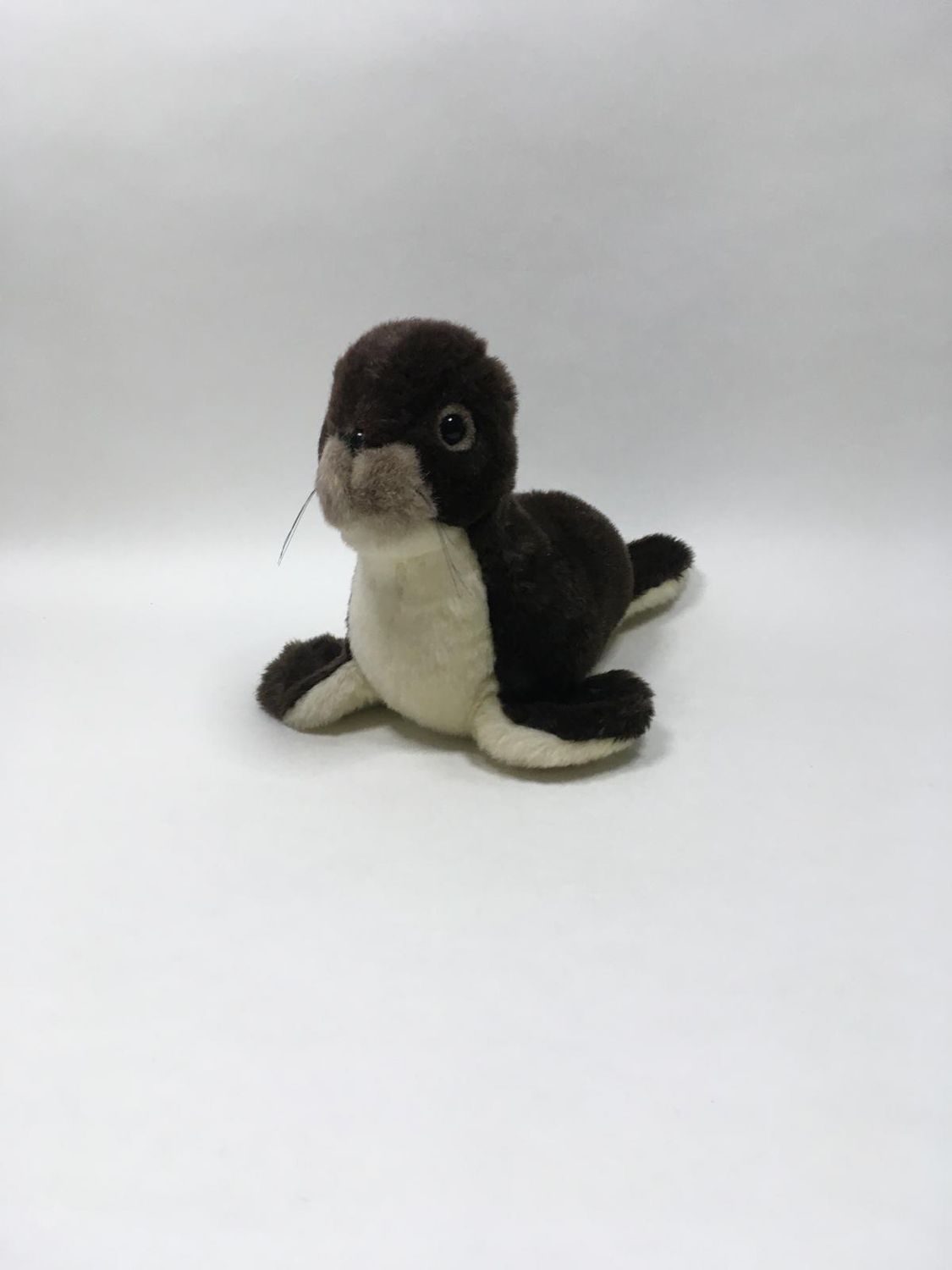 Robbe Knuffel liegend 30 cm Sammlerstück