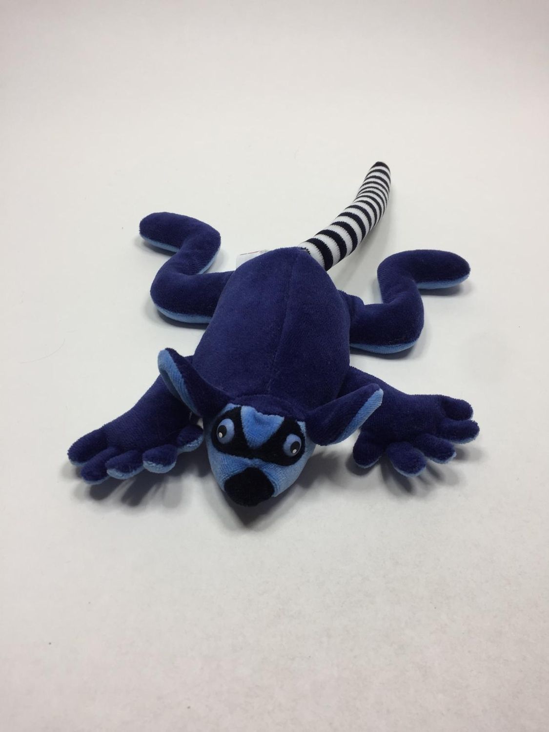 Perlsacktier Die scheue Kattarina liegend 35 cm Kult