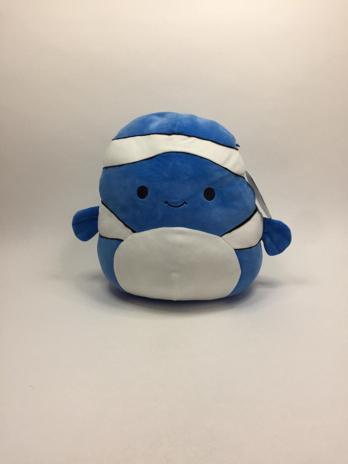 Fisch Squishmallows Kelly Toys "Ricky der blaue Clownfisch" stehend 38 cm Neuwertig mit Etikett