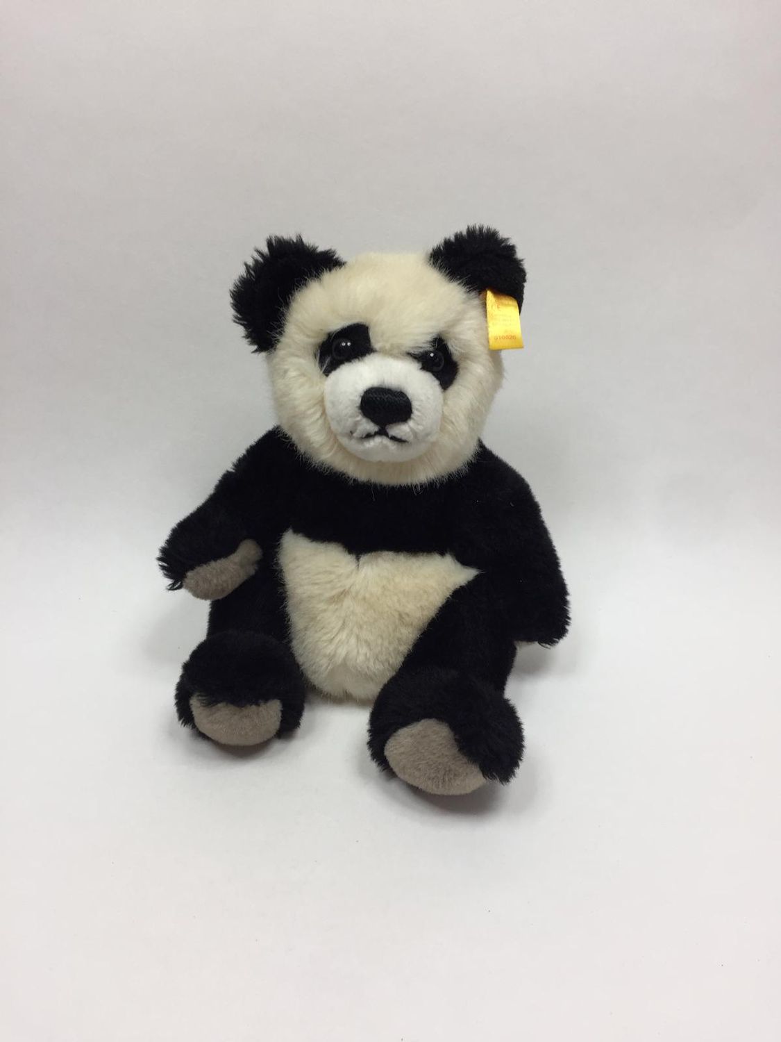 Steiff Panda 010620 mit Knopf und Fahne stehend 30 cm Mega Sammlerstück