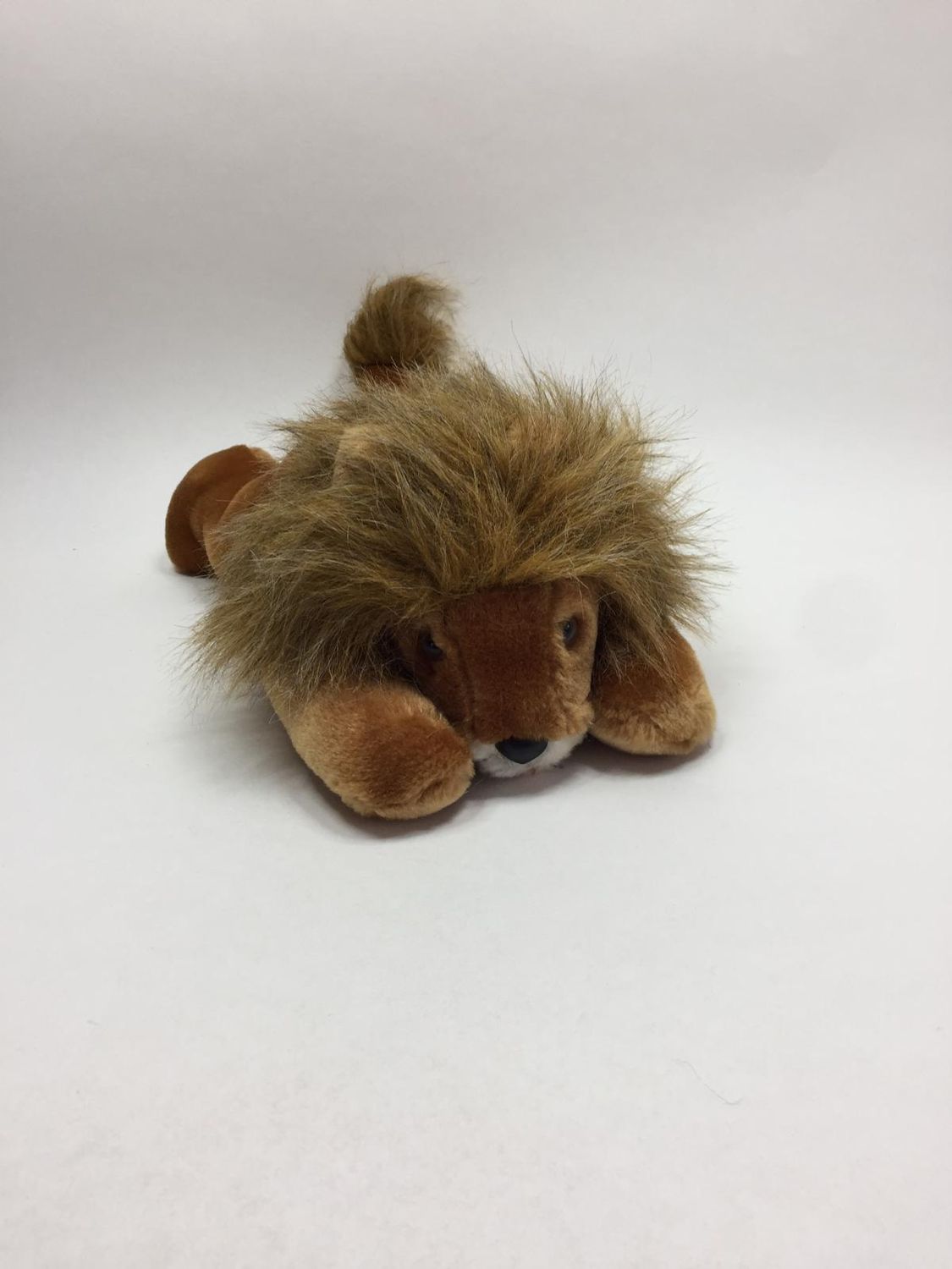 Löwe Gondrom liegend 48 cm Rarität