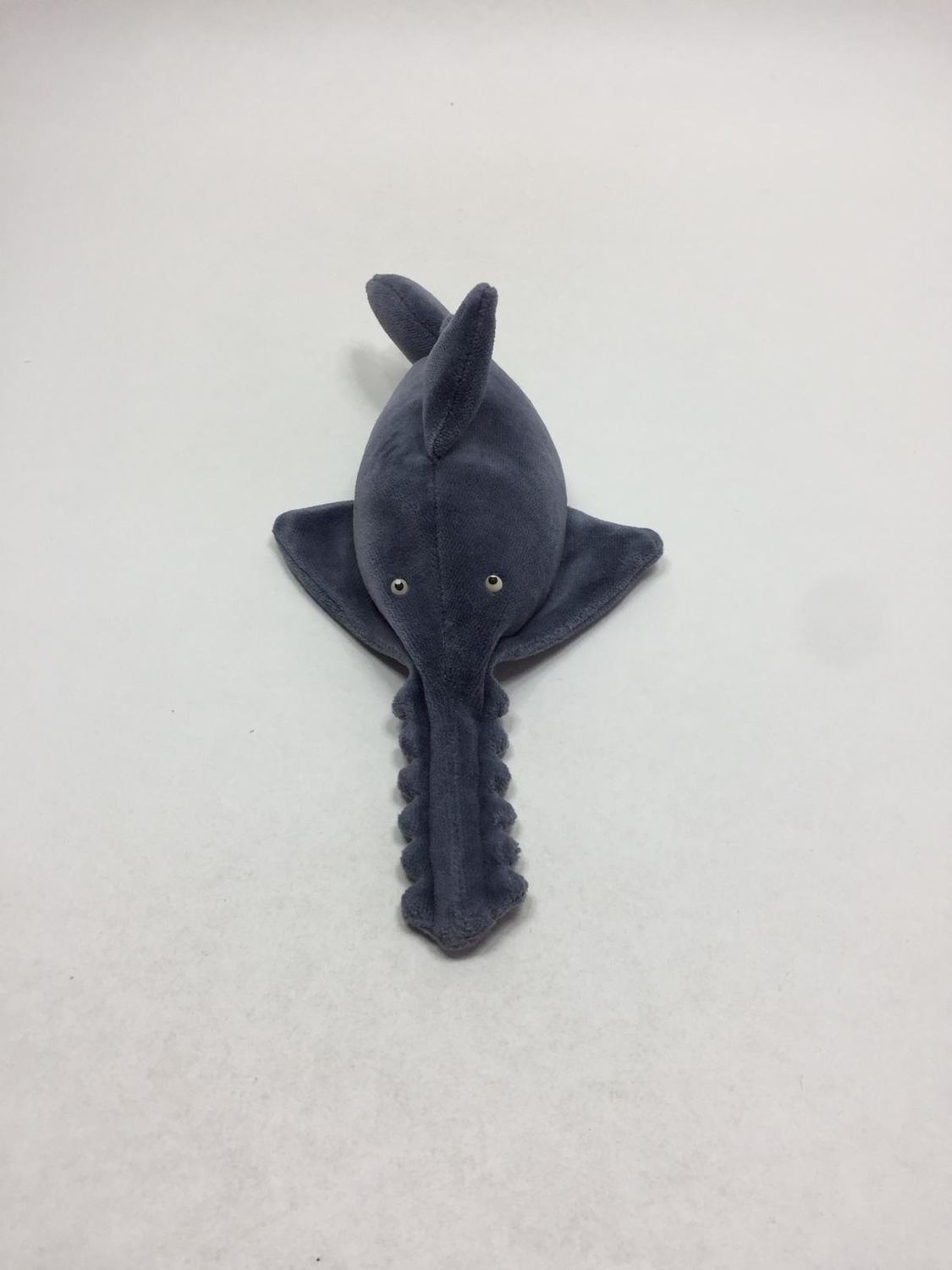 Perlsacktier Sägefisch Nervensäge liegend 24 cm Kult