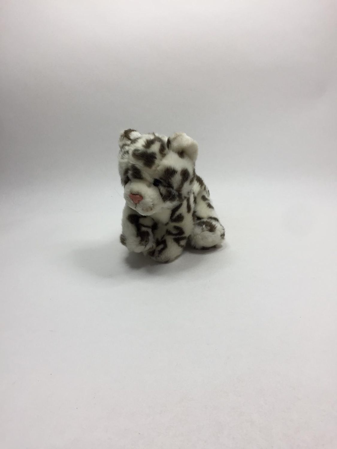 Schneeleopard Uni-Toys stehend 33 cm selten