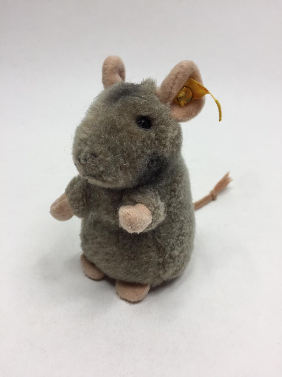 Steiff Maus Piff 056222 mit Knopf und Fahne stehend 10 cm selten