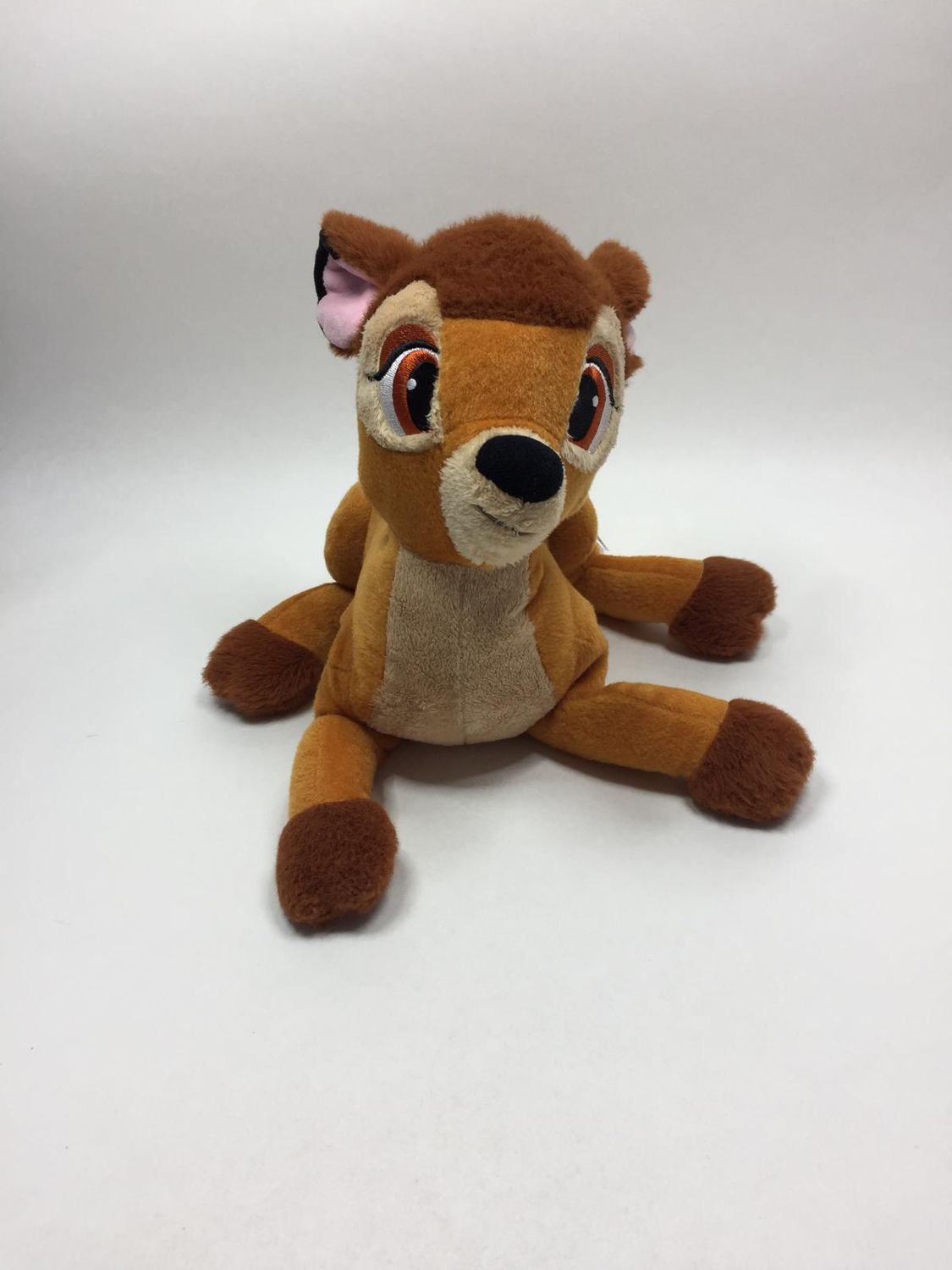 Disney Bambi liegend 38 cm Sammlerstück