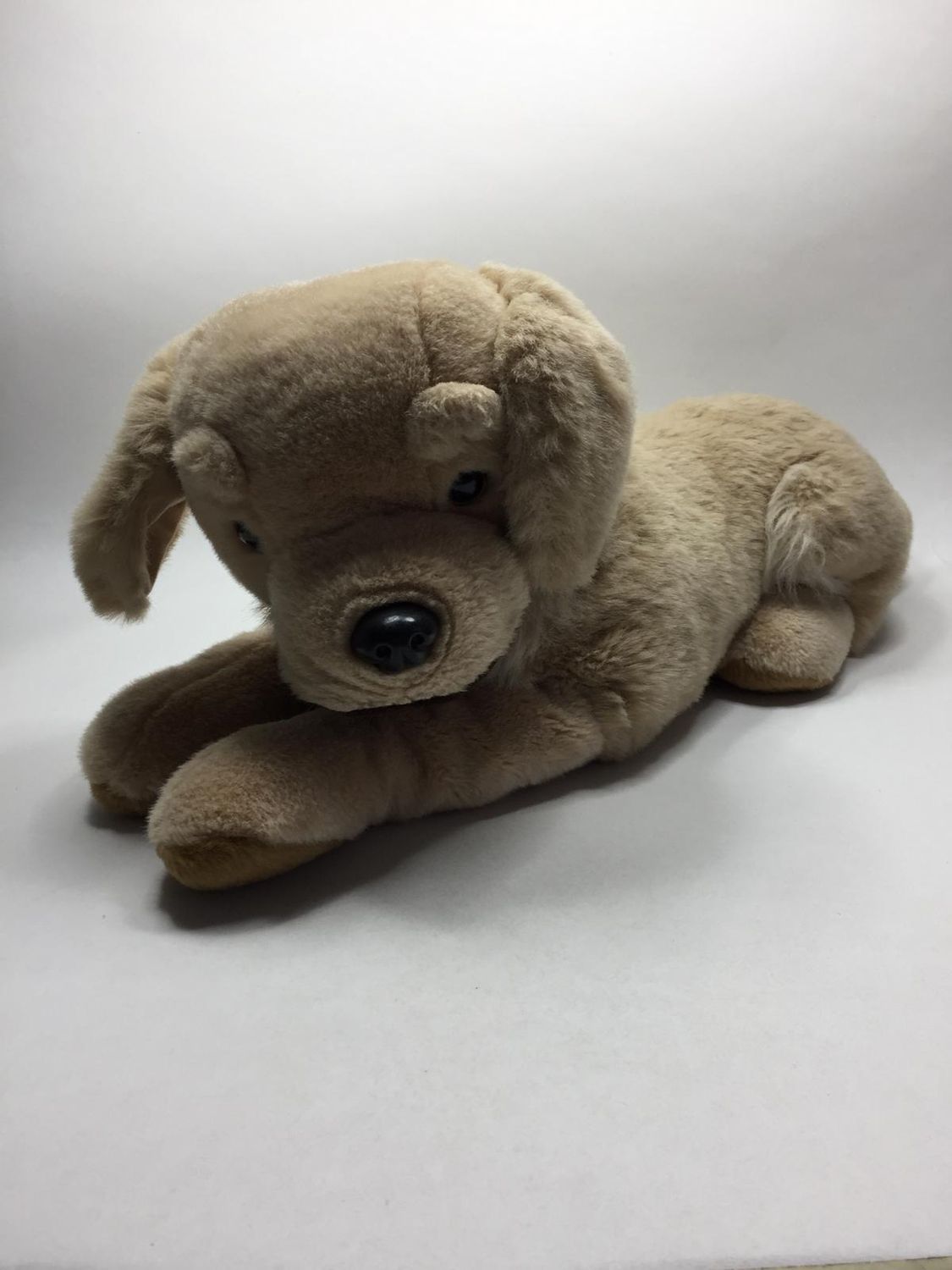 XXL Hund Heunec liegend 83 cm 1,145 kg Rarität und Sammlerstück