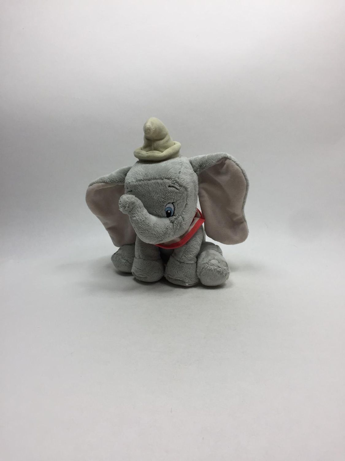 Disney Dumbo sitzend 25 cm Sammlerstück