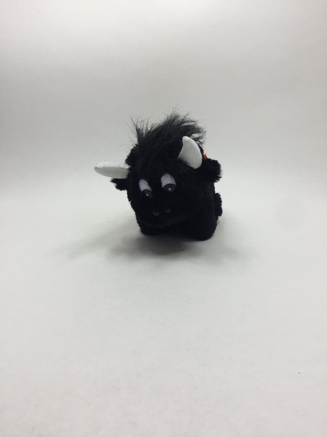 Schottisches Hochlandrind Büffel Kuh Stier Bison Knuffel sitzend 22 cm Sammlerstück