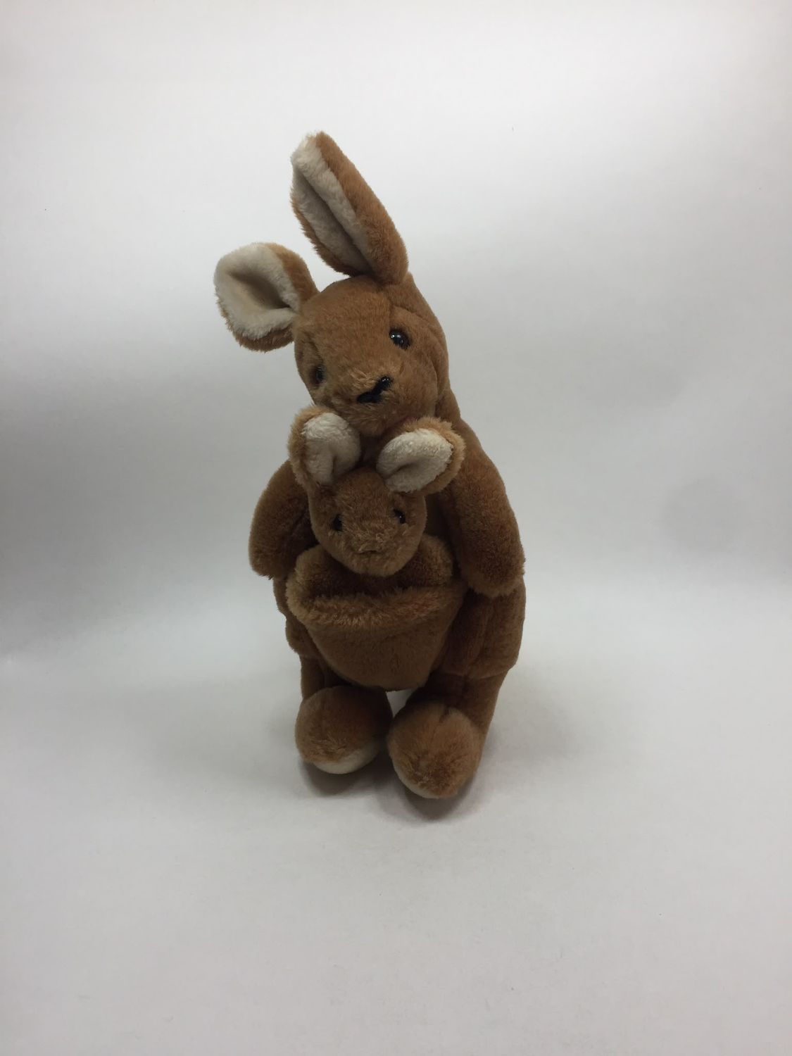 Känguru mit Baby Elite stehend 40 cm Sammlerstück