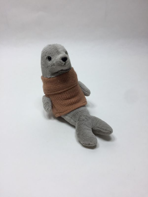 Seehund Robbe Jellycat "Cozy Crew Seal" liegend 18 cm Mega Sammlerstück