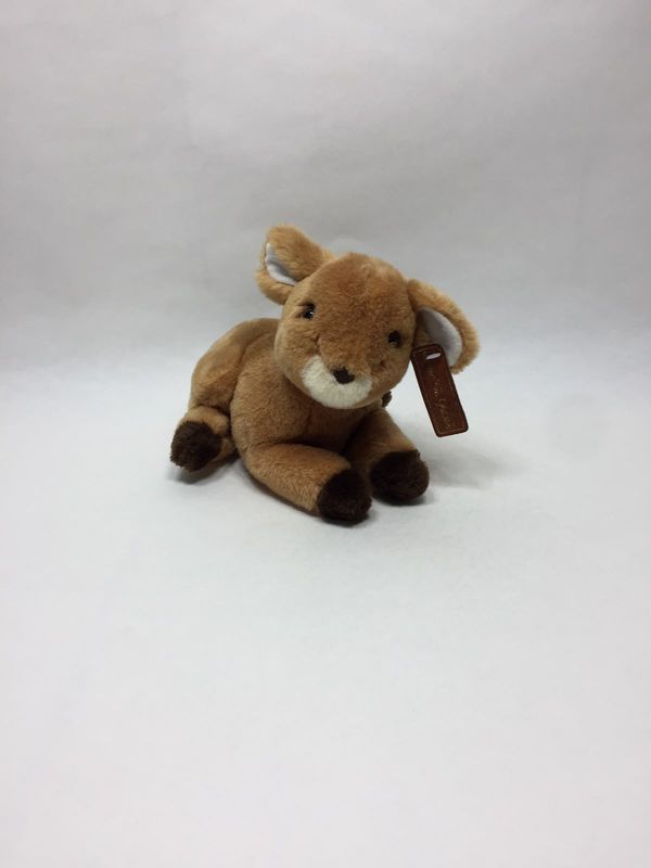 Reh Anna Club Plush liegend 28 cm Neuwertig mit Etikett Reh Anna Club Plush liegend 28 cm Neuwertig mit Etikett