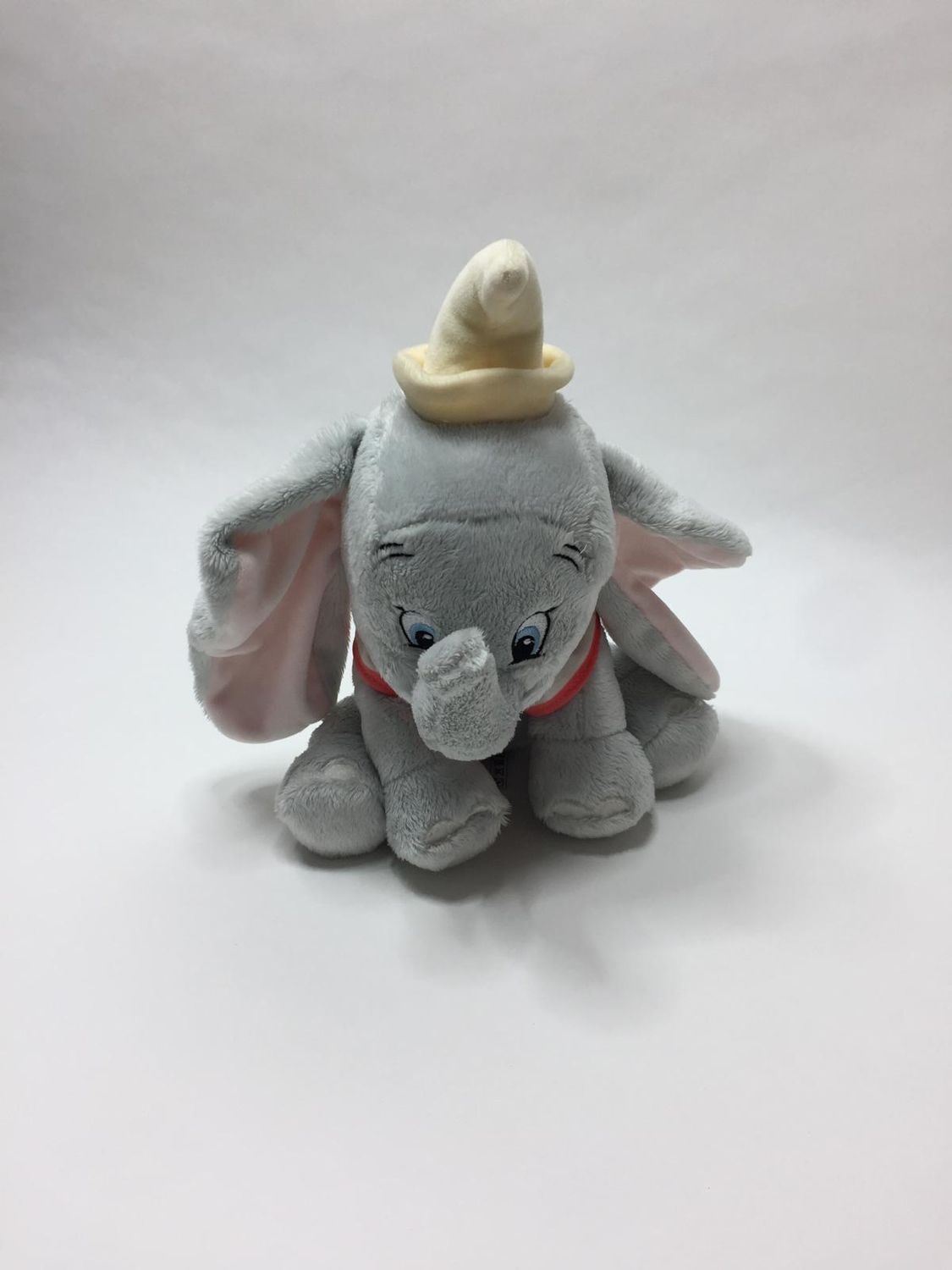 Disney Dumbo sitzend 28 cm Sammlerstück