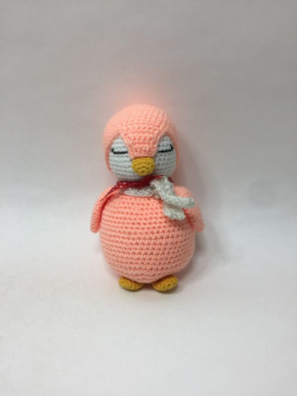 Pinguin Handarbeit Knuffel stehend 20 cm Unikat