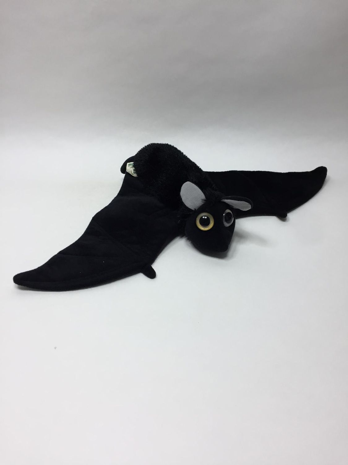 Fledermaus Nature Planet liegend 27 cm Sammlerstück