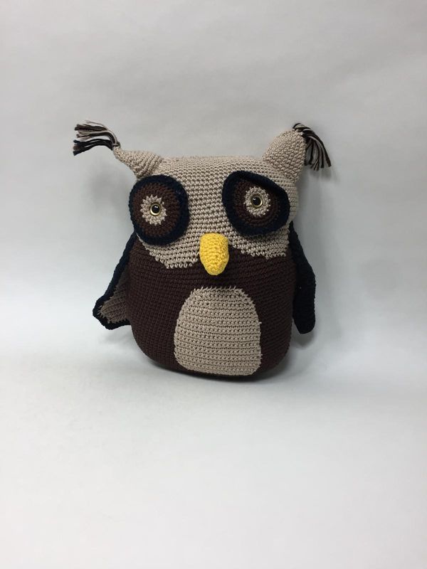 Eule Handarbeit Knuffel stehend 23 cm Unikat Eule Handarbeit Knuffel stehend 23 cm Unikat