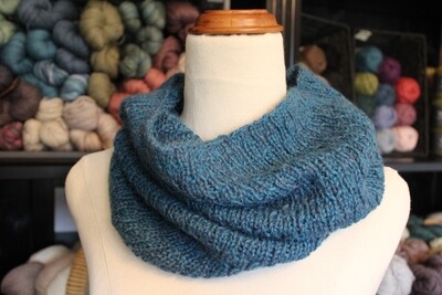 Snakes & Ladders Cowl