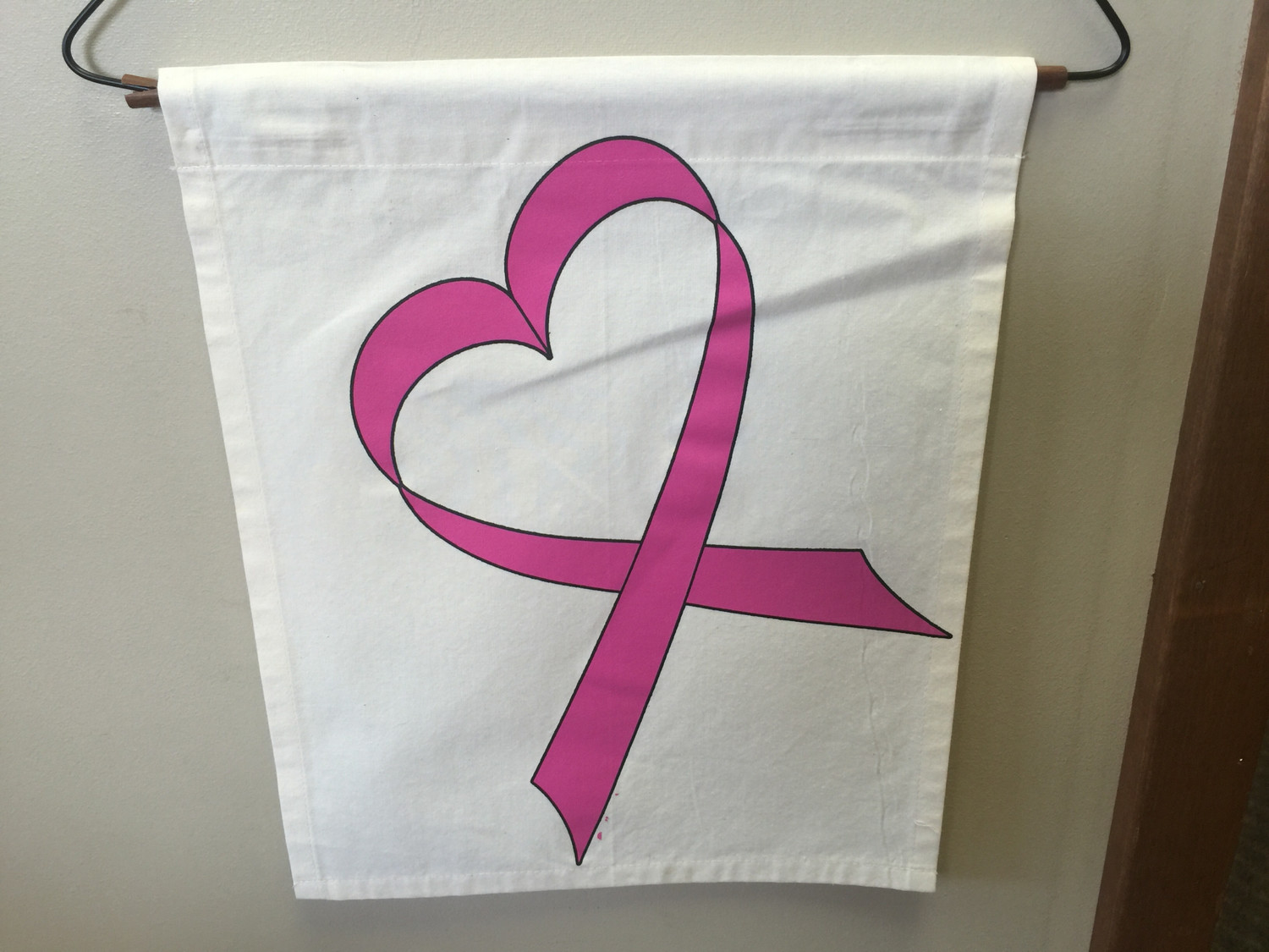 Pink ribbon cancerflag