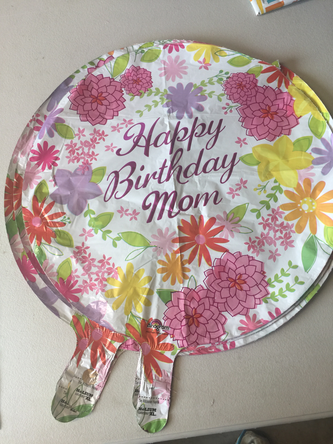 Happy birthday mom balloon