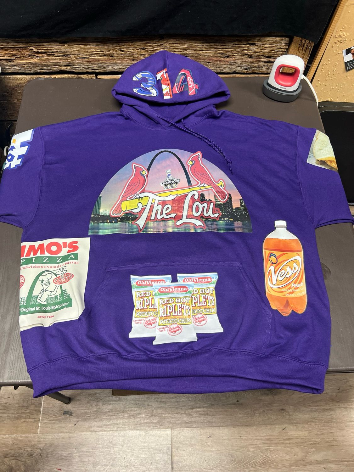 ST LOUIS hoodie