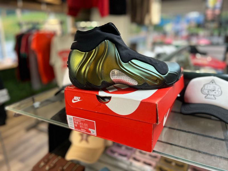 Nike Air Flightposite QS