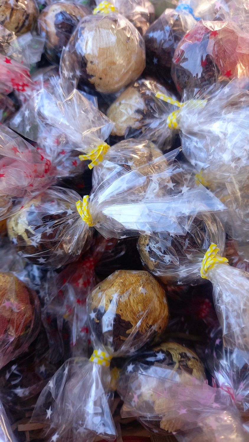 Pu-erh & Flower Tea Balls x 3 Pu-erh & Flower Tea Balls x 3