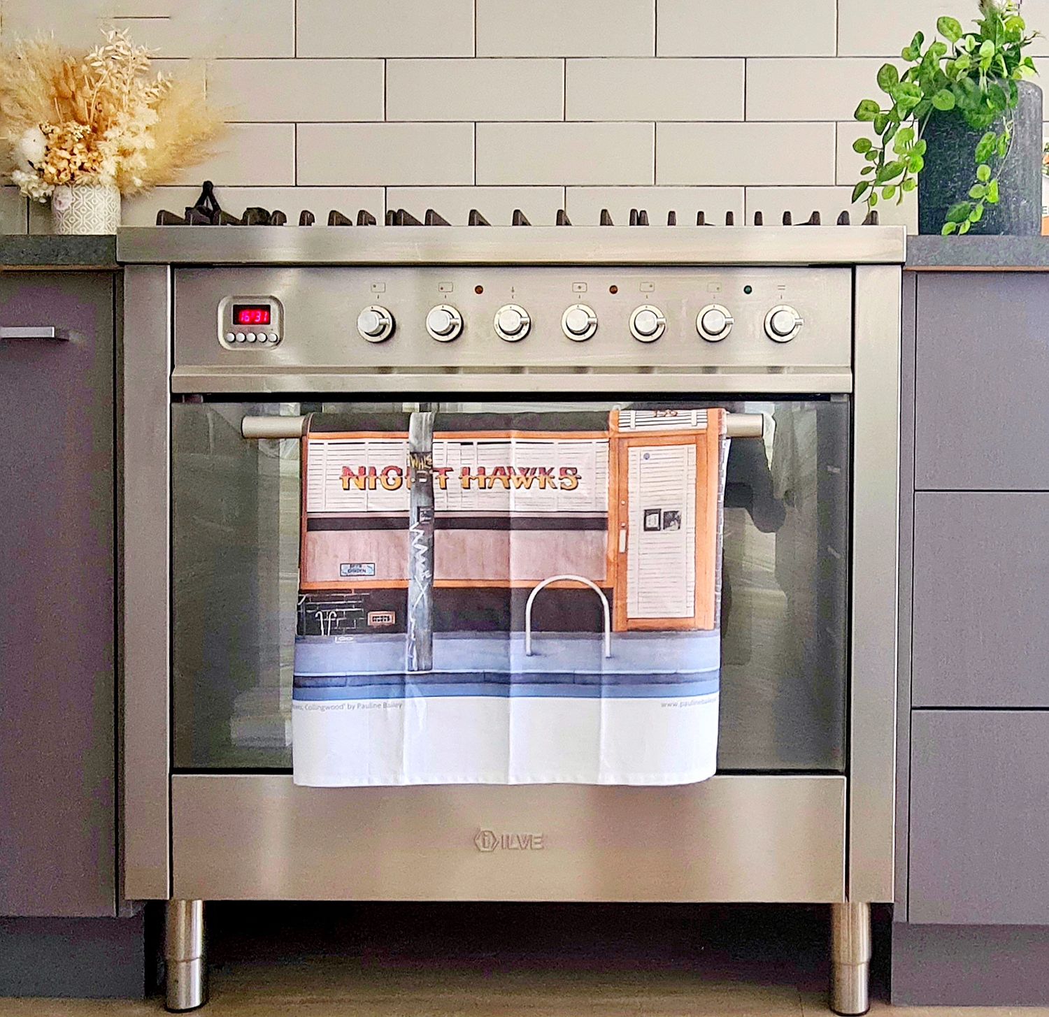 Tea Towel - Nighthawks, Collingwood. Organic Cotton, 50 x 65cm