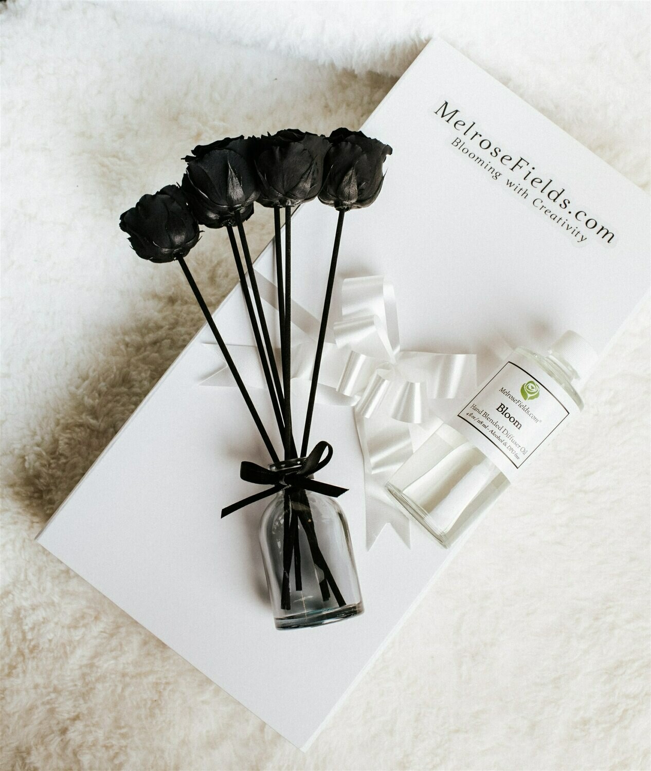 MelroseFields.com® Mini Black Rose Reed Diffuser Kit