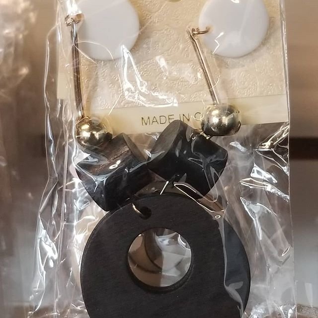 Earrings Earrings