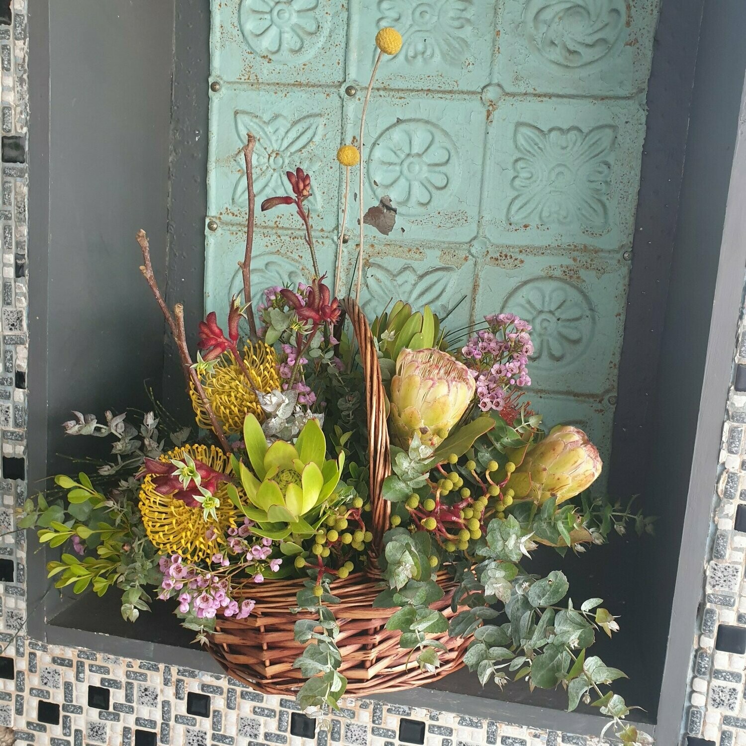 Native Basket Arrangement (Large)